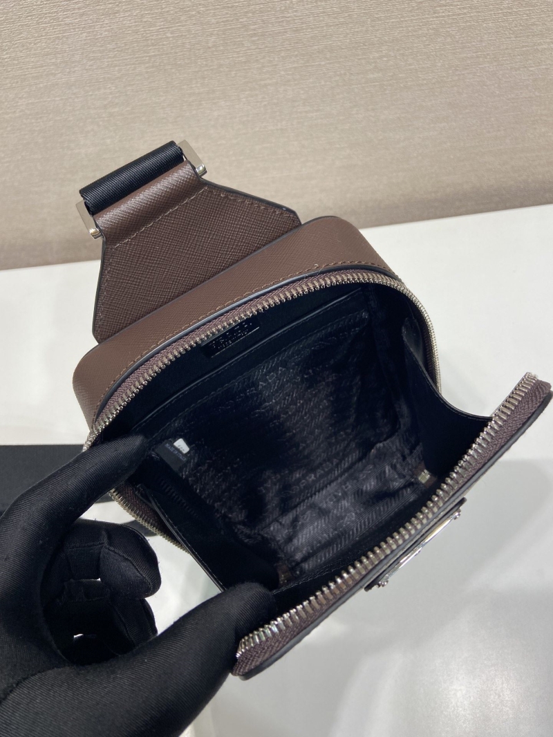Pra*a waist chest packs